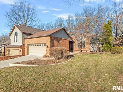 2553 Chapel Hill Rd, Springfield, IL, 62702