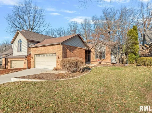 2553 Chapel Hill Rd, Springfield, IL 62702