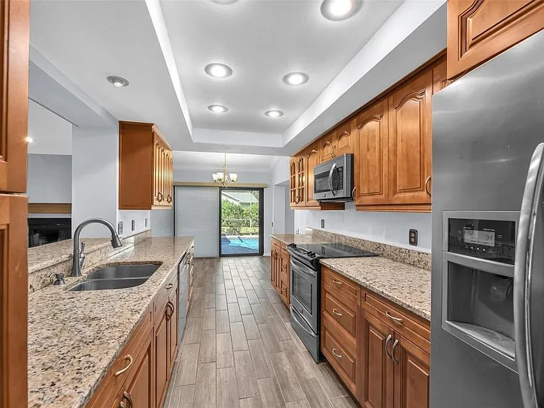 1702 Horseshoe Dr — Photo 10