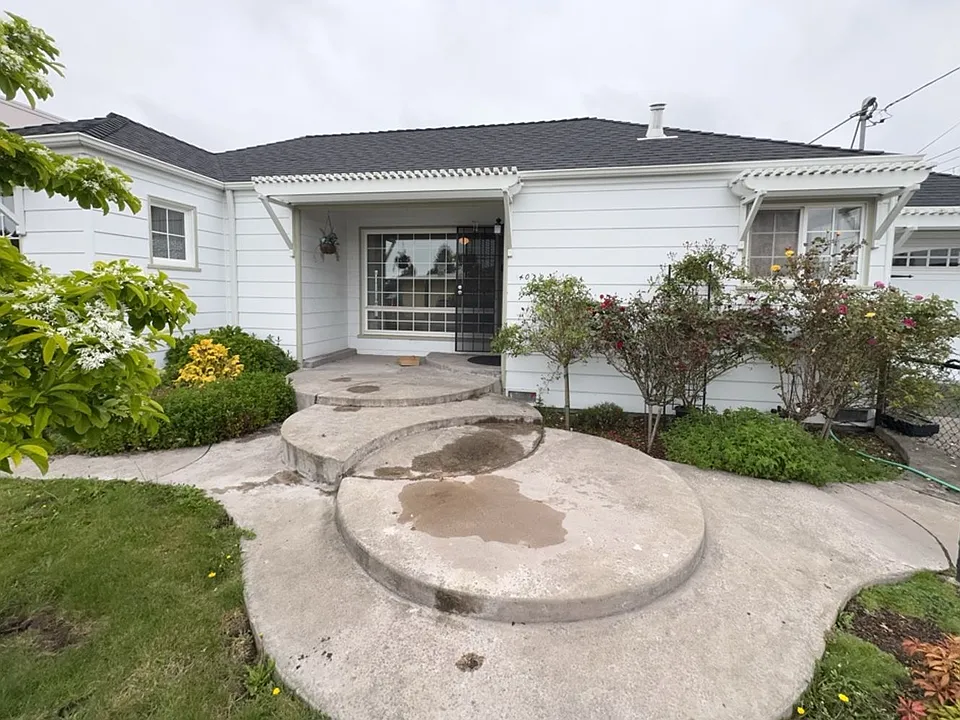 4029 Walnut Dr