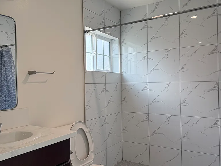 132 W Center St — Photo 11