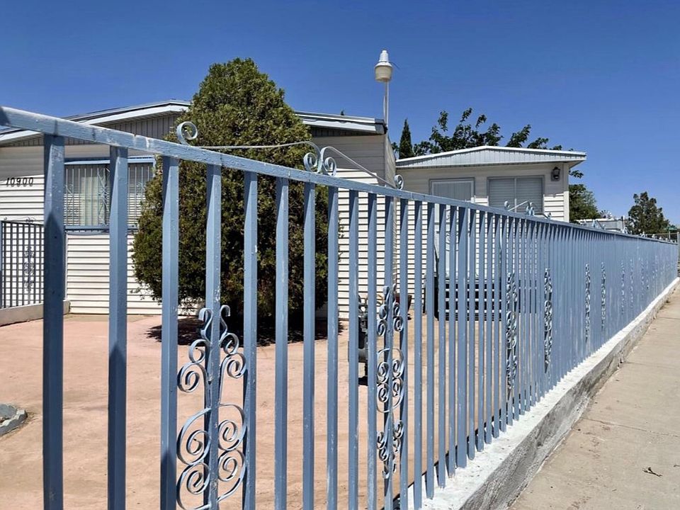 1st image of 10900 Desert View Ln