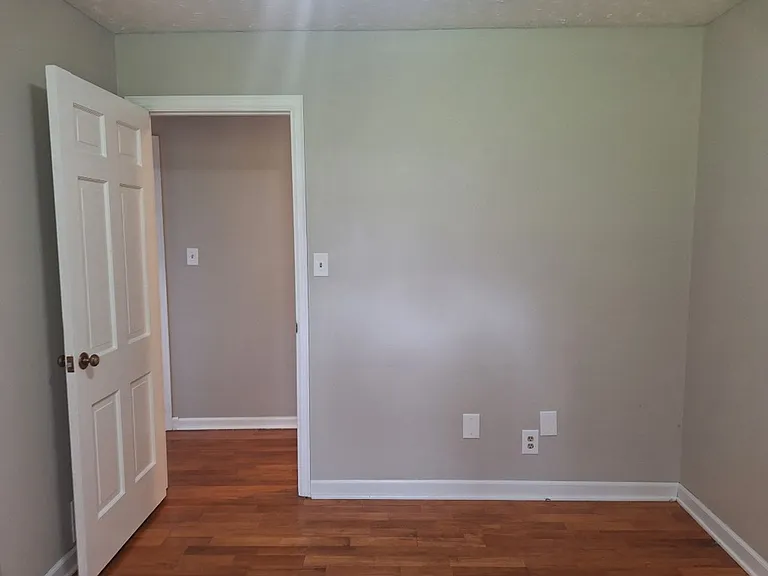 10831 Sonja Dr — Photo 17