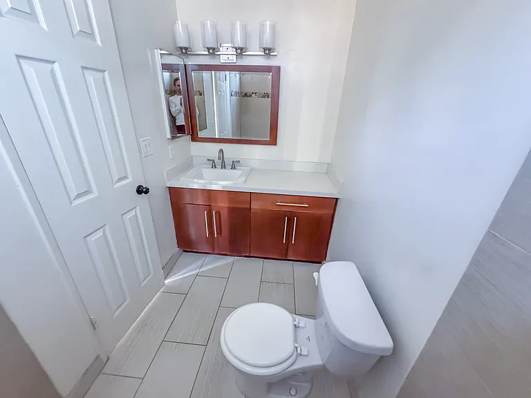 1450 Harvard St #3 — Photo 5