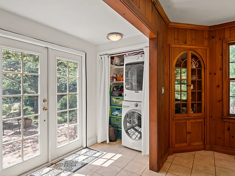 321 Milledge Hts — Photo 22