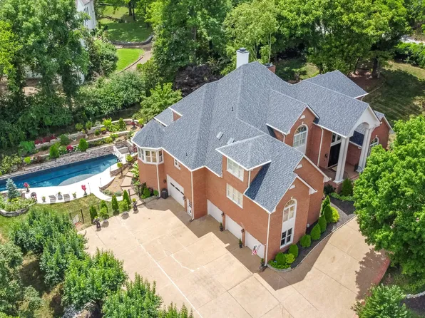 5205 Heathrow Hills Dr, Brentwood, TN 37027