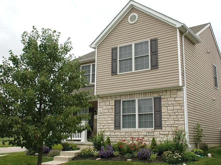 96 Arrowfeather Ln — Photo 1