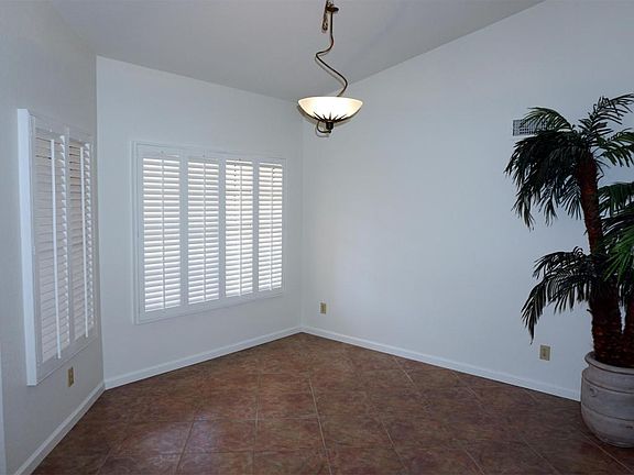 4th image of 4022 E Thistle Landing Dr