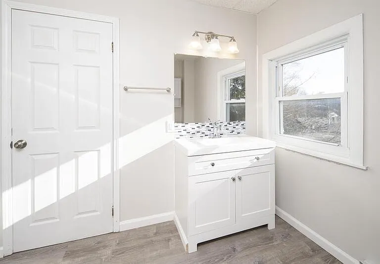 56 Thompson St #2 — Photo 19