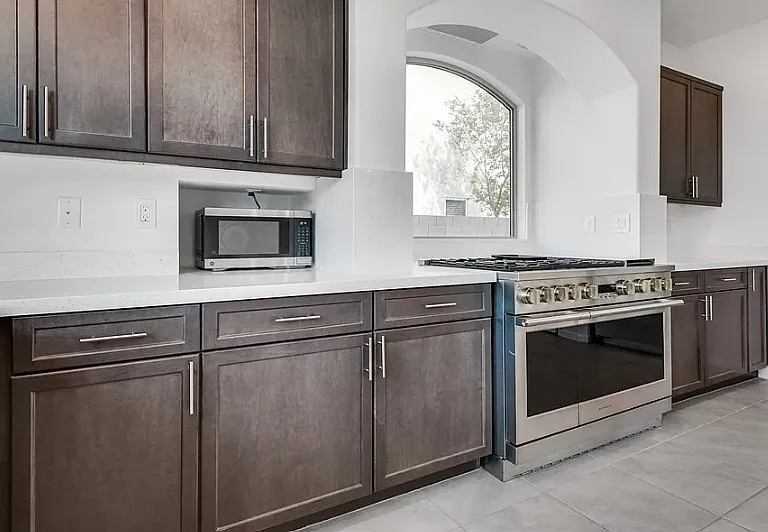 8541 S Pioneer Way — Photo 13