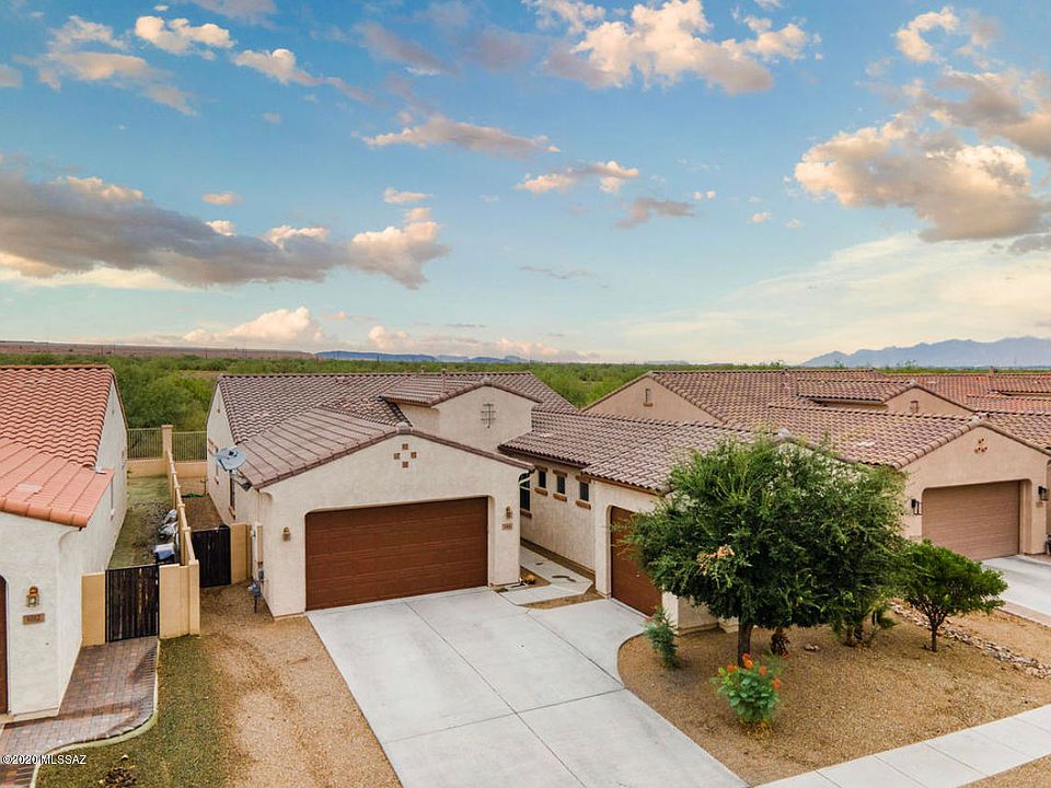 1st image of 684 W Camino Curvitas