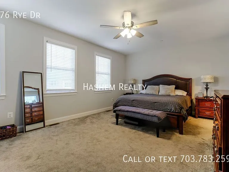 976 Rye Dr — Photo 12