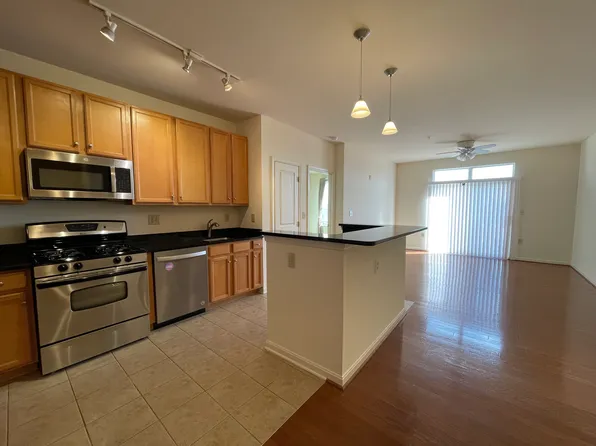 2665 Prosperity Ave, Fairfax, VA