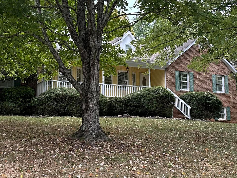 1st image of 1428 Oakhurst Dr