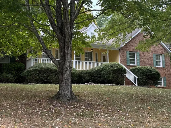 1428 Oakhurst Dr, Ooltewah, TN 37363