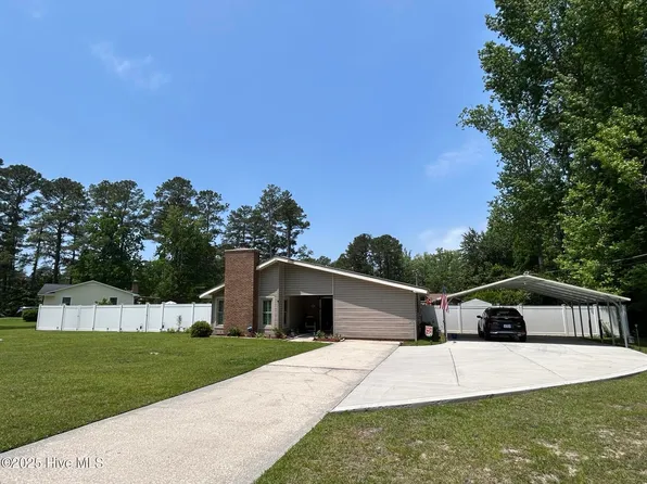 12661 Birchwood Circle, Laurinburg, NC 28352