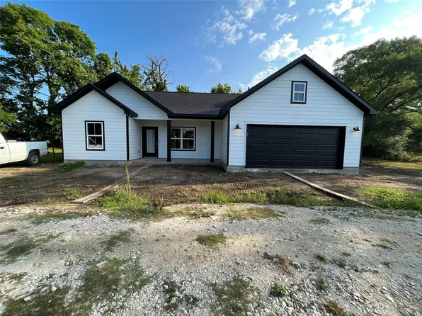 111 Heatherbrook, Somerville, TX 77879