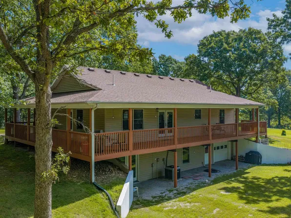 21936 Holiday Ln, Warsaw, MO 65355