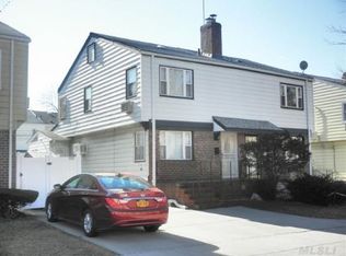 16322 21st Rd, Whitestone, NY 11357