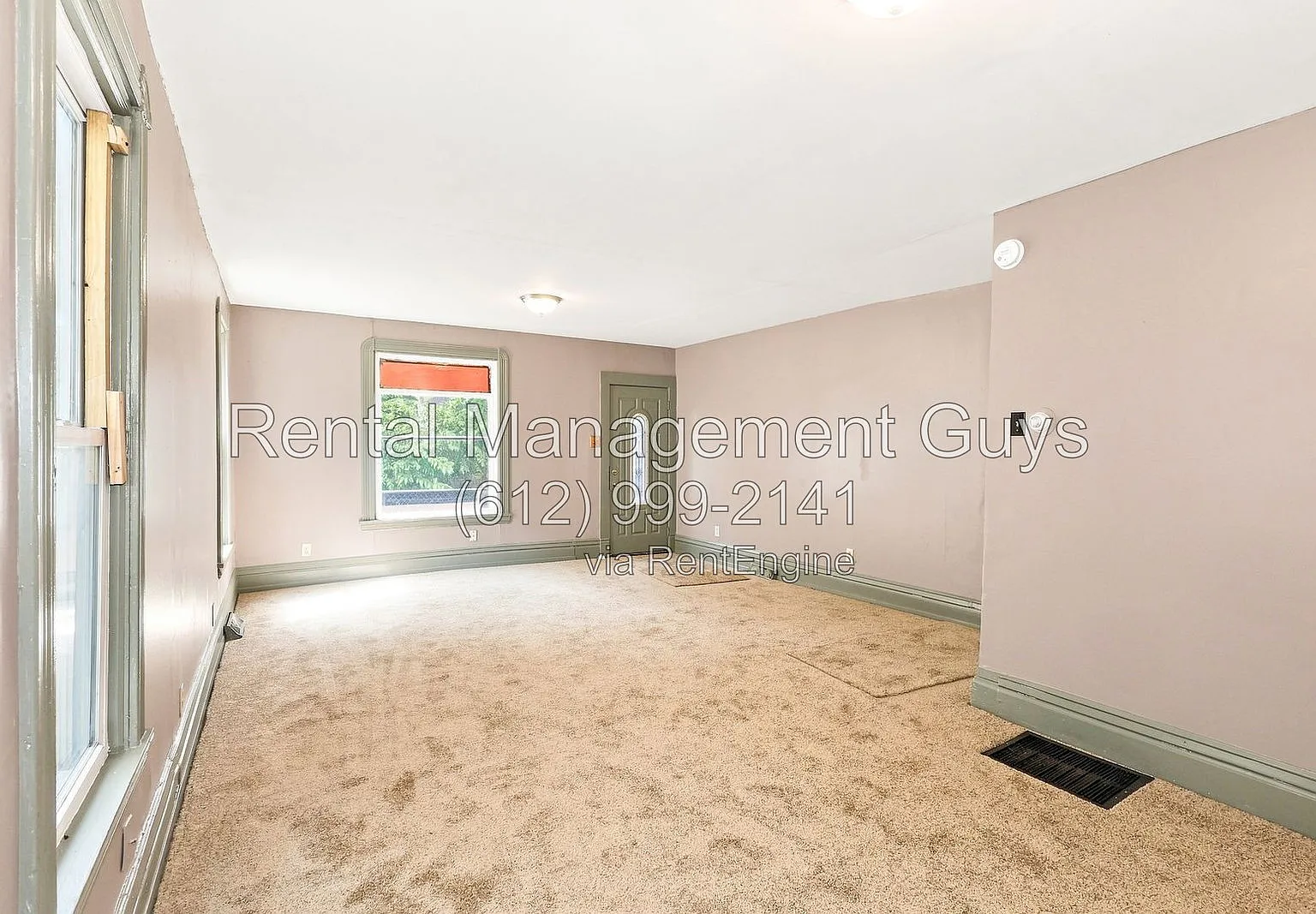3 bed, 1.0 bath, $1,700 — Photo 2
