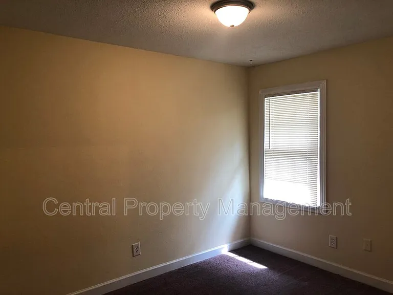 112 Silver Brook Dr — Photo 8
