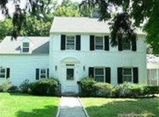 2 Colonial Rd, Scarsdale, NY 10583