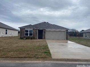 120 Sunland Dr, Beebe, AR 72012