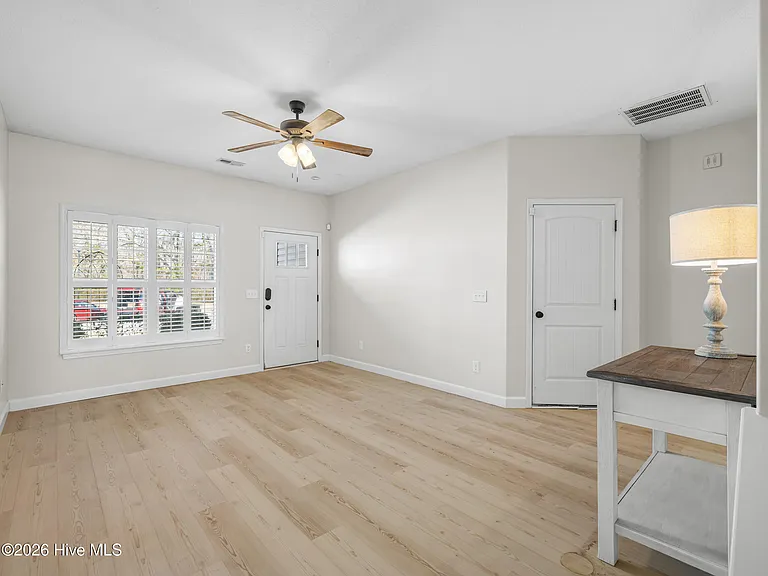 308 Winstead Loop — Photo 10