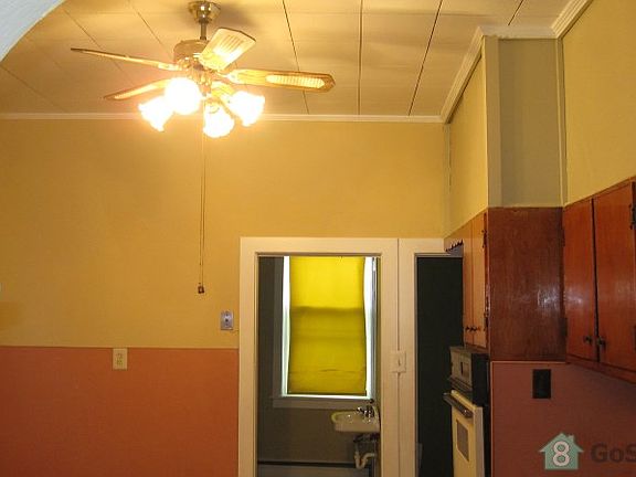 5th image of 1505 W Courtland St