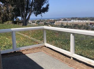 1002 Shore Crest Rd, Carlsbad, CA 92011