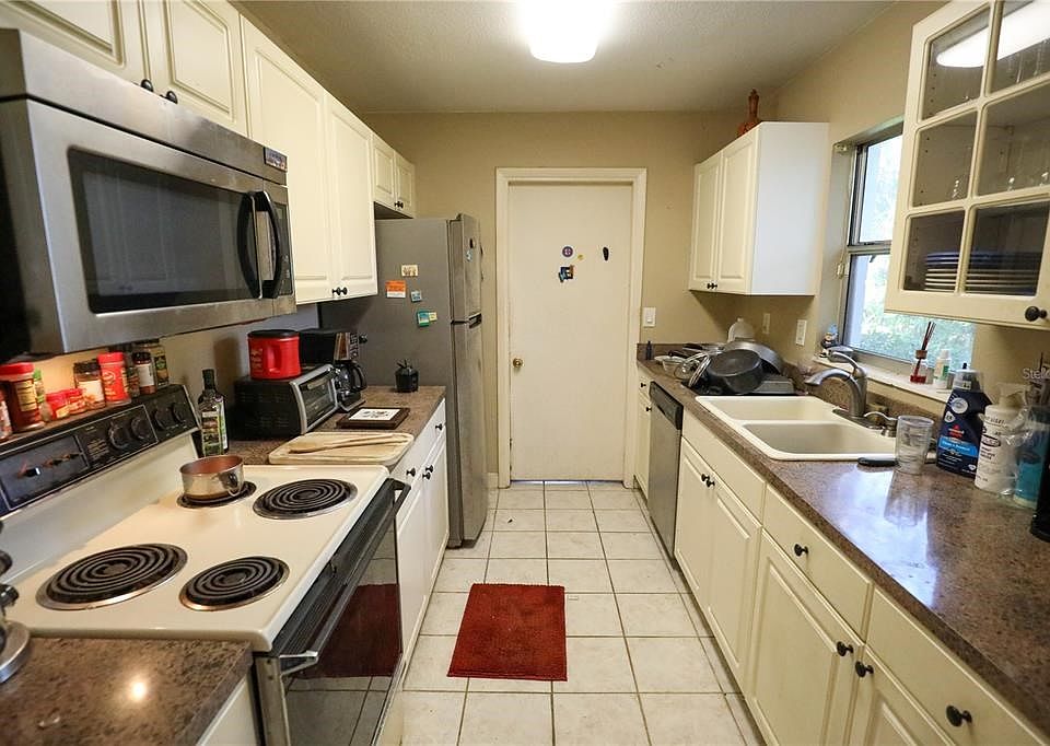 1st image of 2560 47th St S