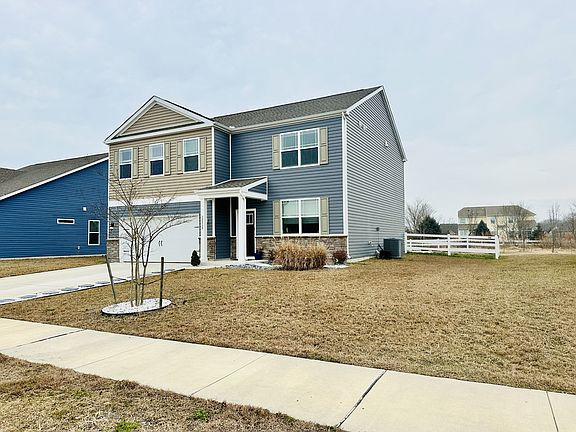 3rd image of 30735 Waterfront Dr