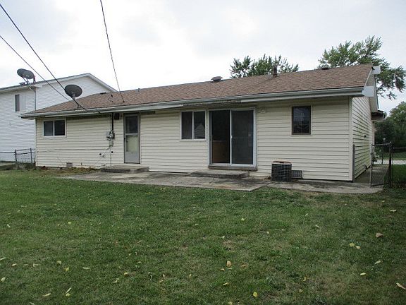 2nd image of 16849 Leclaire Ave