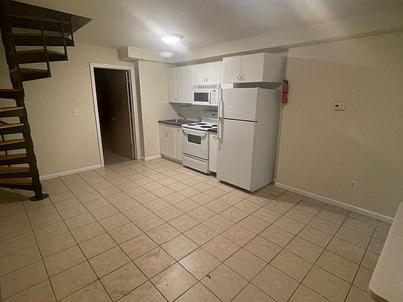 5th image of 1729 Monument St Unit A-1