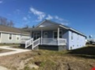 410 Marsh St, Beaufort, NC 28516