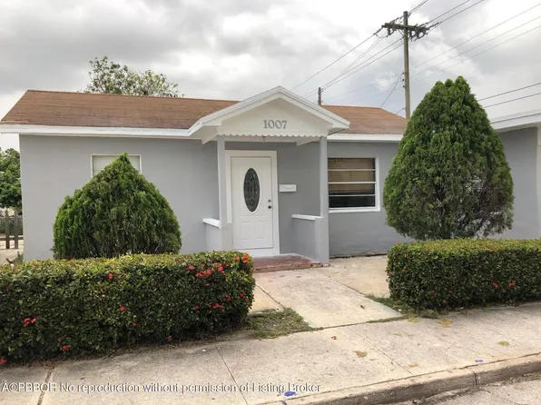 1007 4th Ave N, Lake Worth, FL 33460