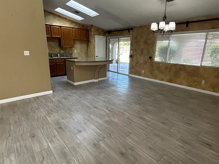 6002 Oneida Falls Dr — Photo 3