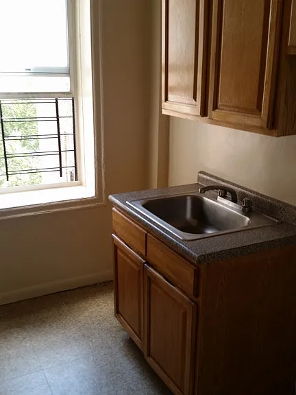 1515 Macombs Rd #2O5 — Photo 3