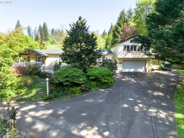 59364 Blueberry Ln, Saint Helens, OR 97051