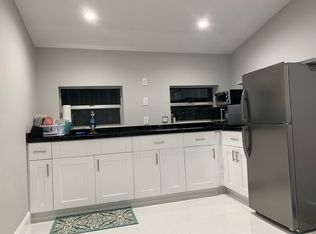 121 N 52nd Ave #2, Hollywood, FL 33021