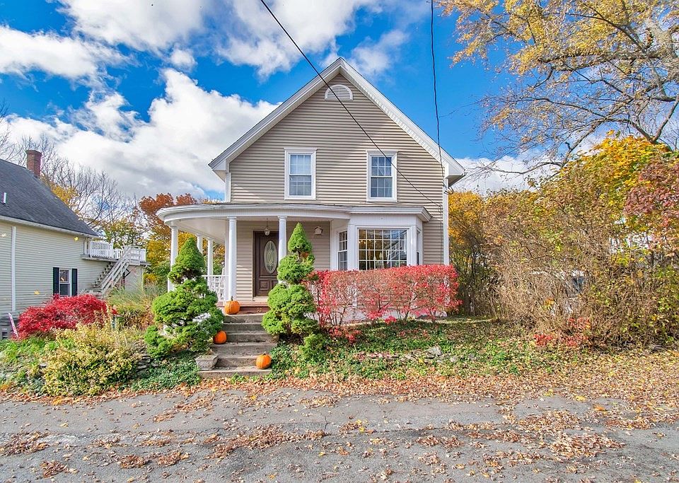 92 Ash St, Gardner, MA 01440 | Zillow