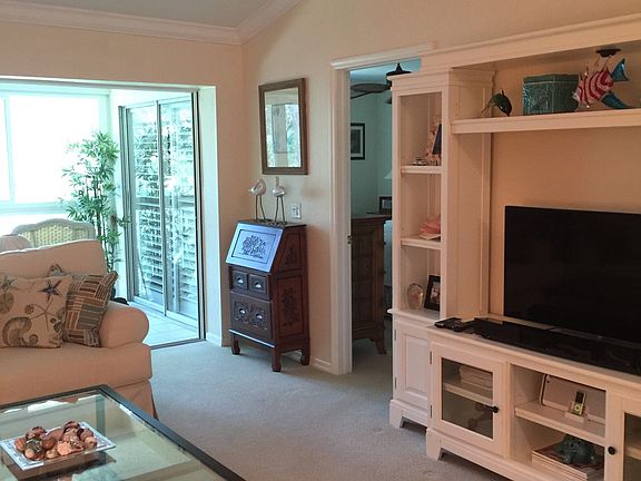 3rd image of 765 Wiggins Lake Dr APT 204