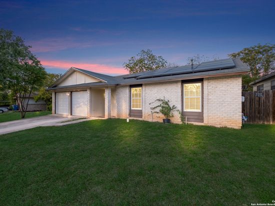 7623 meadow green, San Antonio, TX 78251