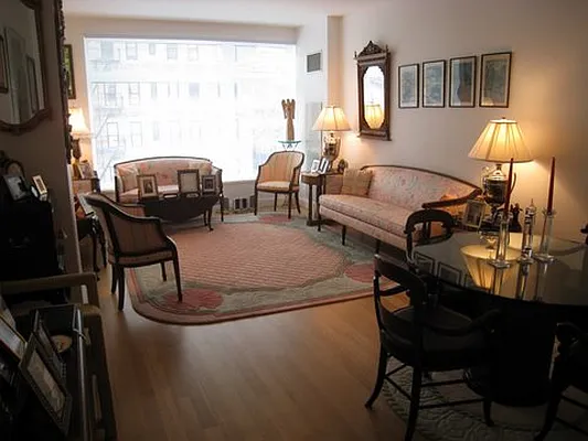 Rented by Miriam Izsak Realty  LLC | media 31