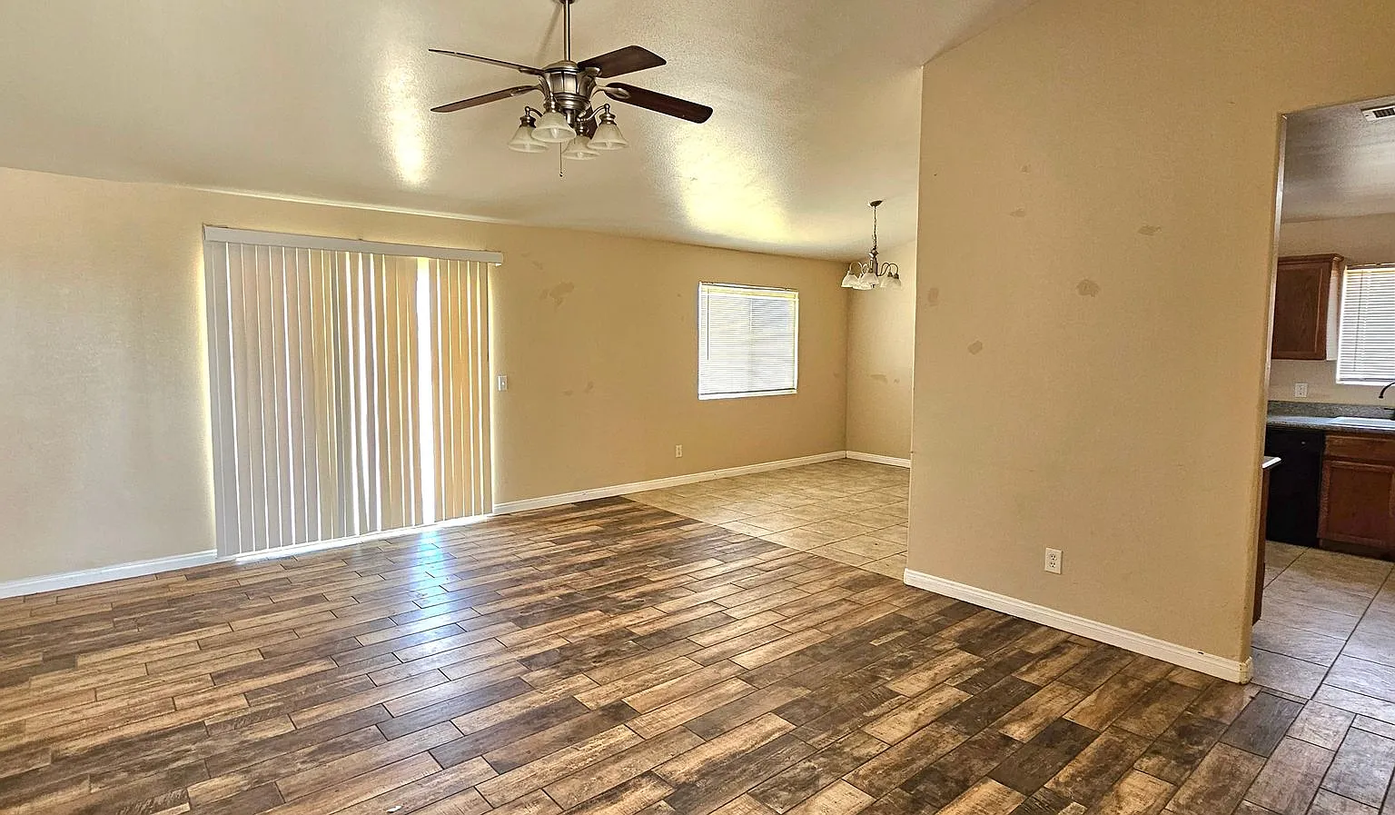 Spacious Single-Story Home with Central AC/Heat and Huge Backyard — Photo 2