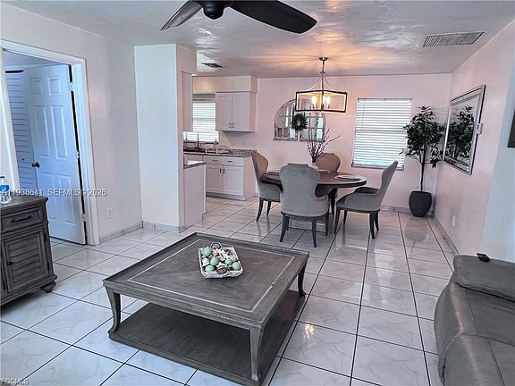 5th image of 614 6th Avenue Cir
