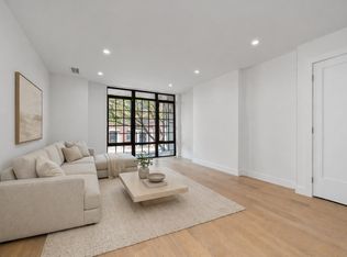 31-27 Crescent St #2, Astoria, NY 11106