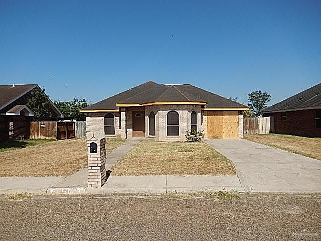 1st image of 316 Whitewing Dr