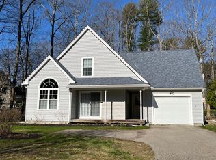 4 Izzy Ln, Kittery, ME 03904