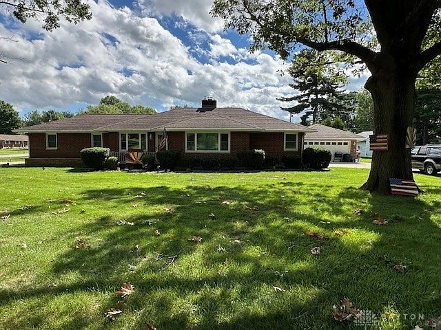 1st image of 133 Knollwood Dr